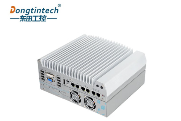 東田車(chē)載嵌入式工控機(jī).png