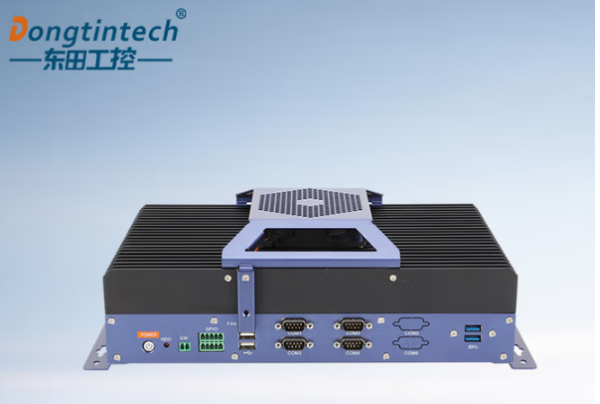 東田嵌入式工控機(jī).png