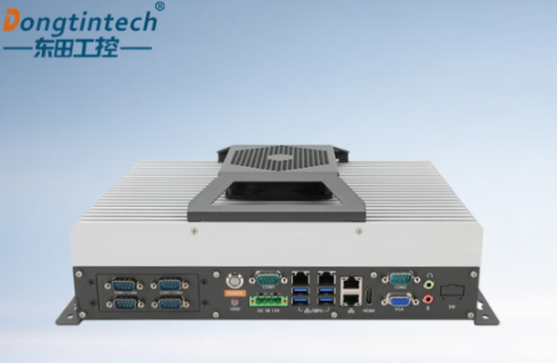 東田嵌入式工控機(jī).png