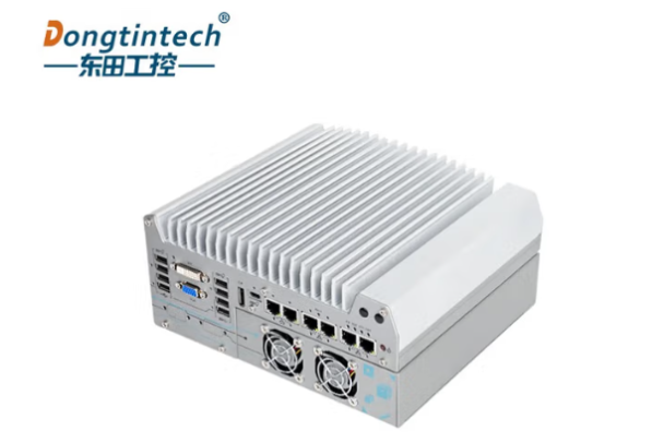 東田嵌入式工控機.png
